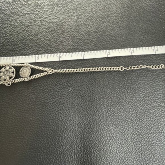 Floral Chain Chocker With Rhinestones - Picture 7 of 7